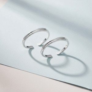 Plain silver toe ring