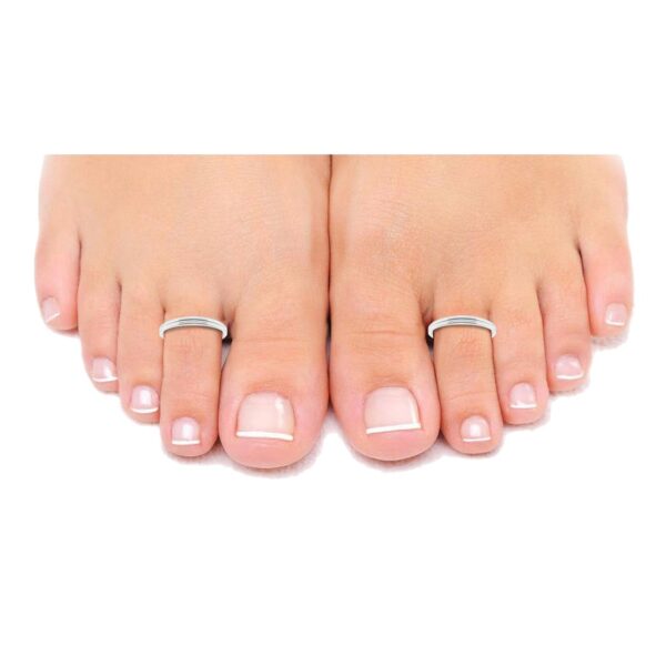 Plain silver toe ring