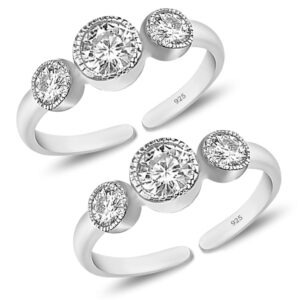 Toe Ring With In Line Three Zirconia Stone