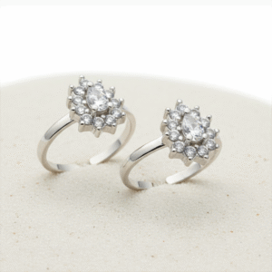 Toe ring in floral pattern with cz in pure silver