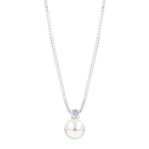 Pearl Pendant with Chain